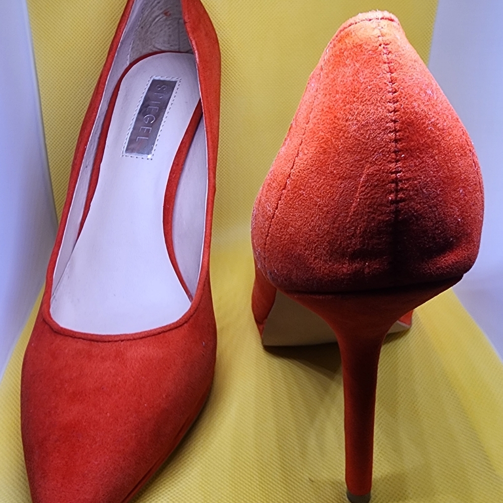 Women, Size 8, Orange 3" Heels